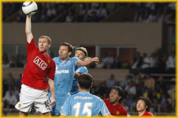 Ronaldo scores a freekick